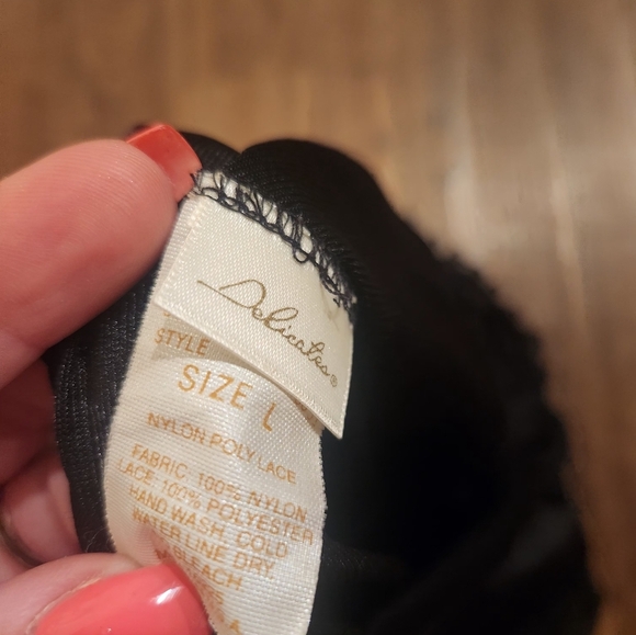 Delicates Vintage Lingerie Bodysuit - Picture 4 of 8